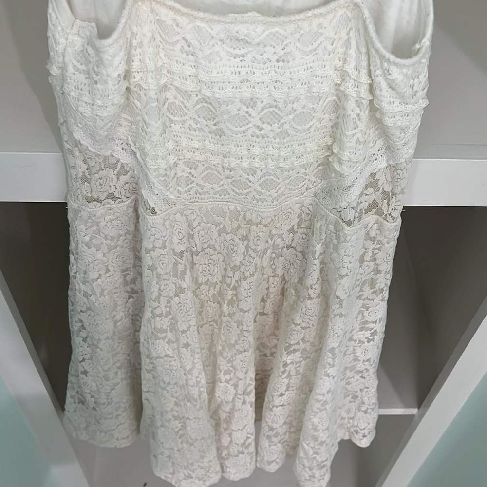 Abercrombie & Fitch New York cream lace dress with spaghetti straps - Picture 4 of 4